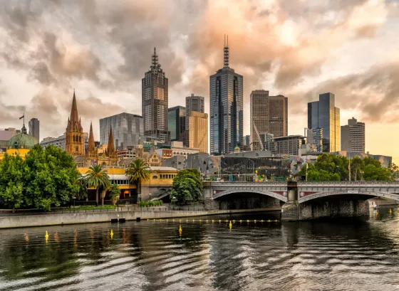 Melbourne city skyline beside the Yarra River